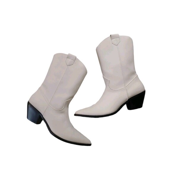 PrettyLittleThing Shoes - Pretty Little Thing Cream Cowboy Boots Boots Women's Size 9 Cowgirl Boots